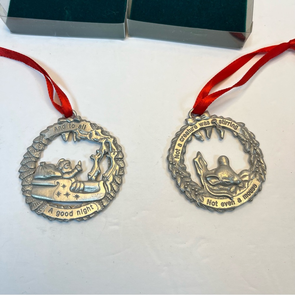 Lindsay Claire Pewter Ornaments Santa & Mouse‎ To All A Goodnight Not A Creature
